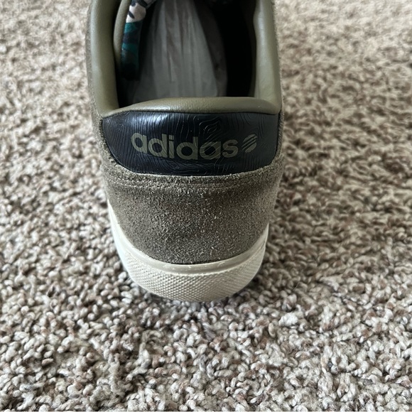 Adidas green suede sneakers, VGUC. - Picture 6 of 16